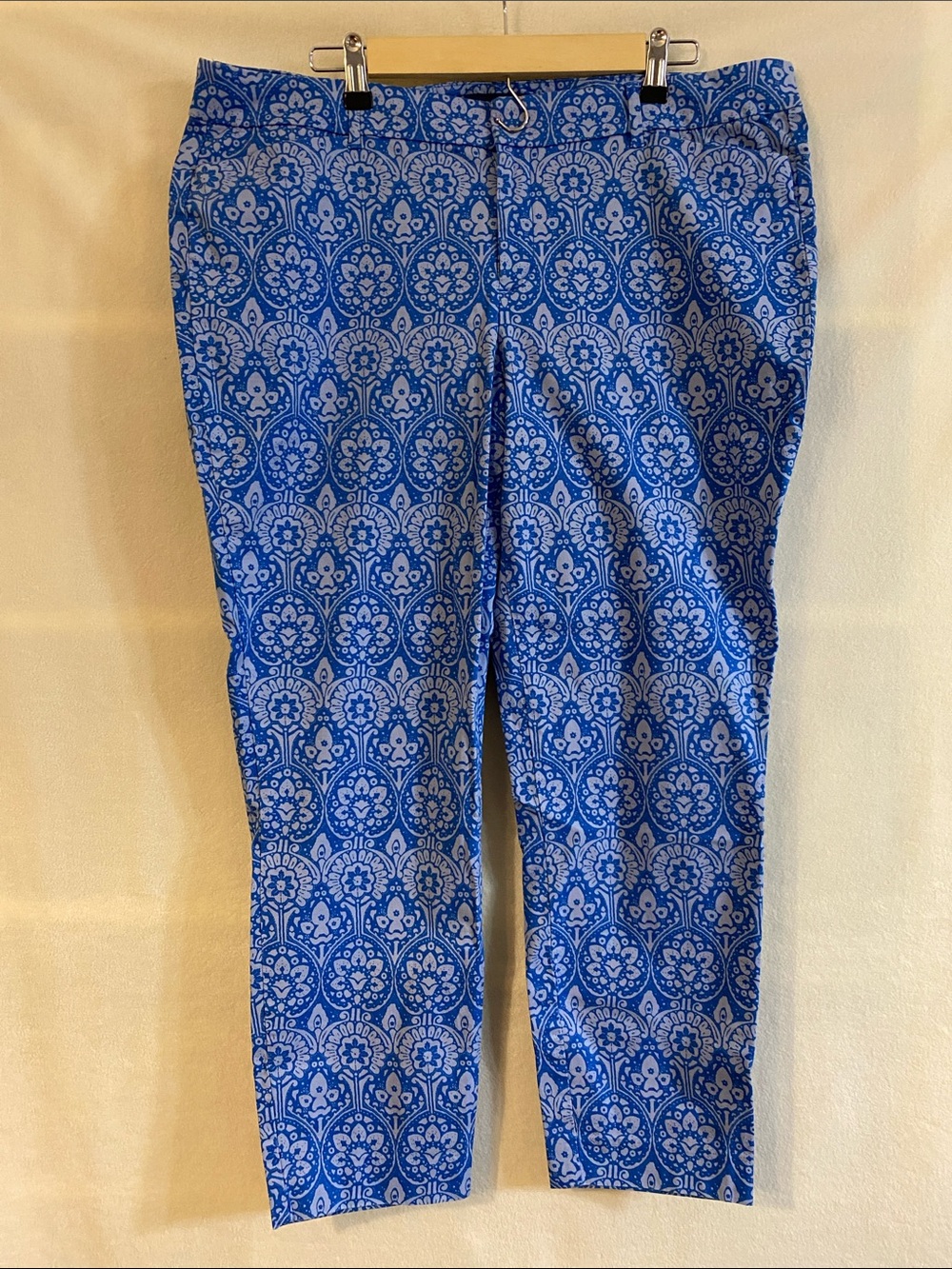 Old Navy blue floral geometric block print pants